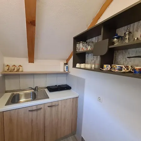 Semesterbostad Orhidea *